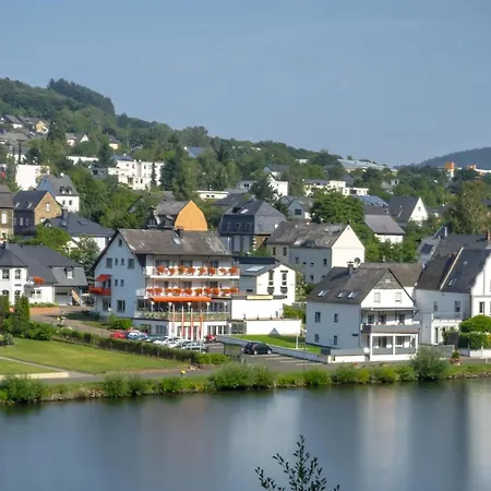 Bisenius Hotel 3*